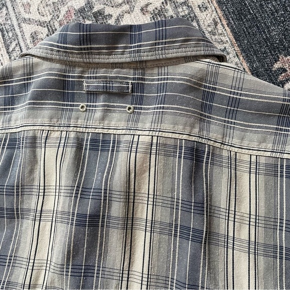 The North Face Men's Brown Plaid Short Sleeve Button Down Shirt Large - Picture 5 of 6